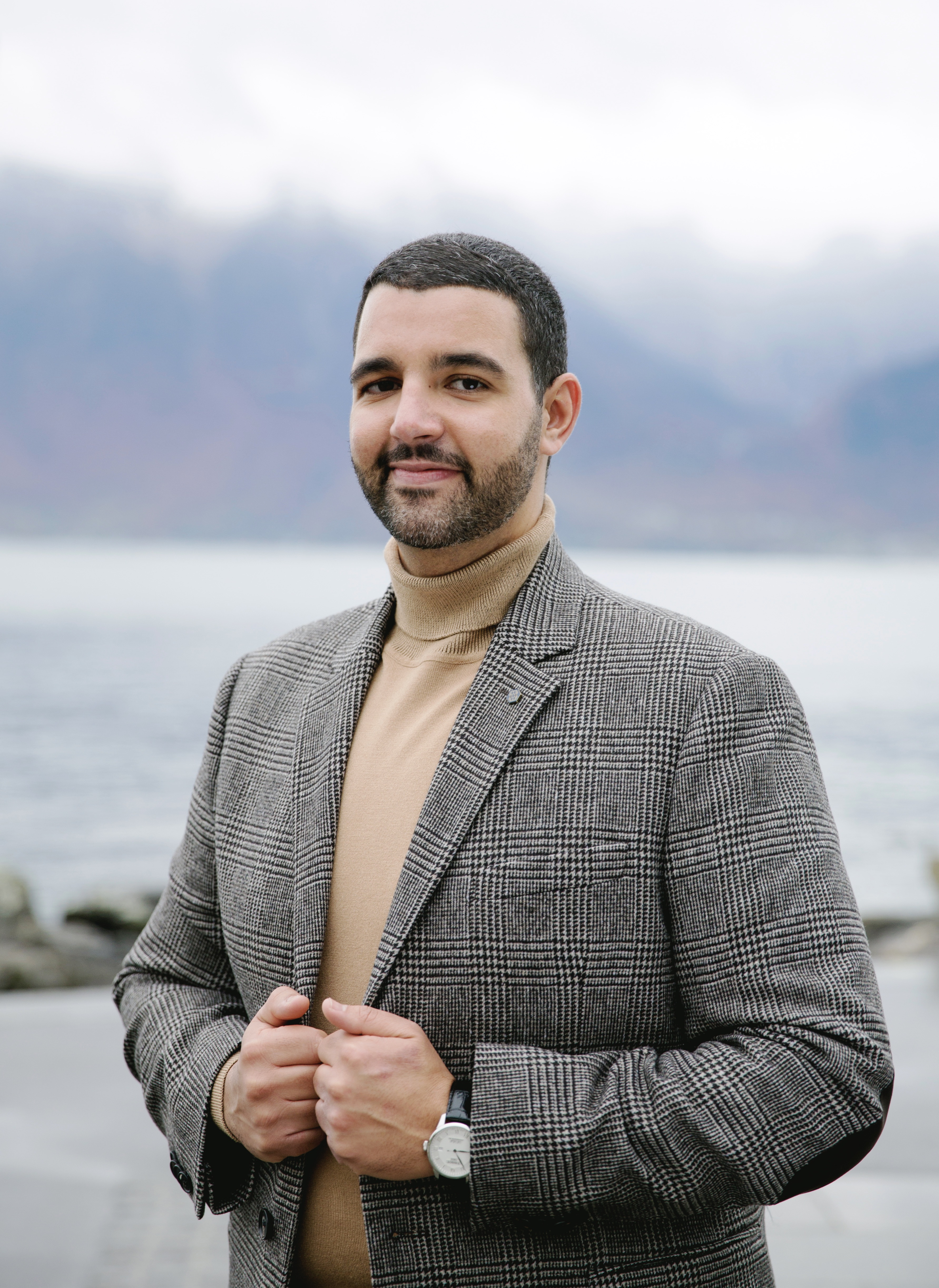 Portrait du Dr. Yassine MESSAOUDI